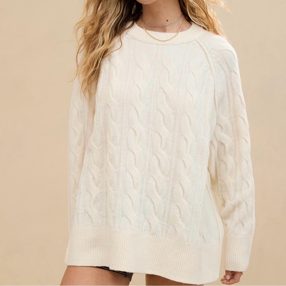 aerie Sweaters - Aerie Cream Cable Knit Sweater